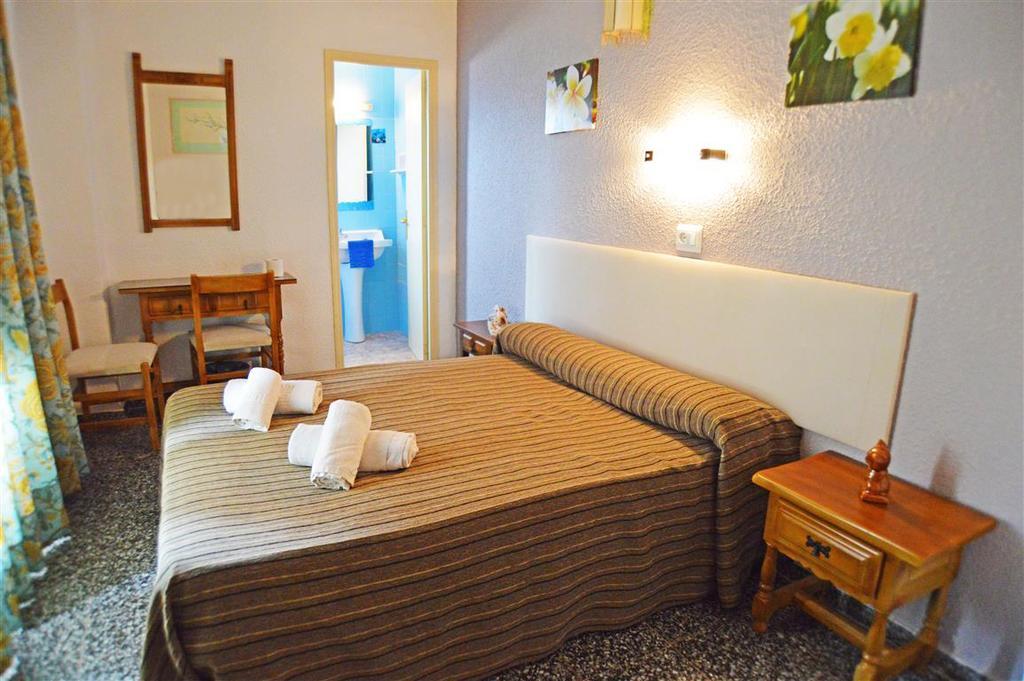 Hostal Flamingo *